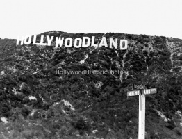 Hollywoodland Street Sign 1925